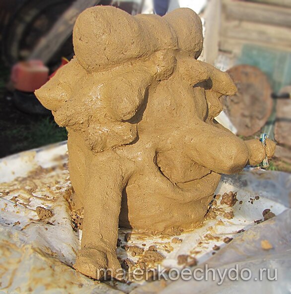 фигура из глины Дюдюка